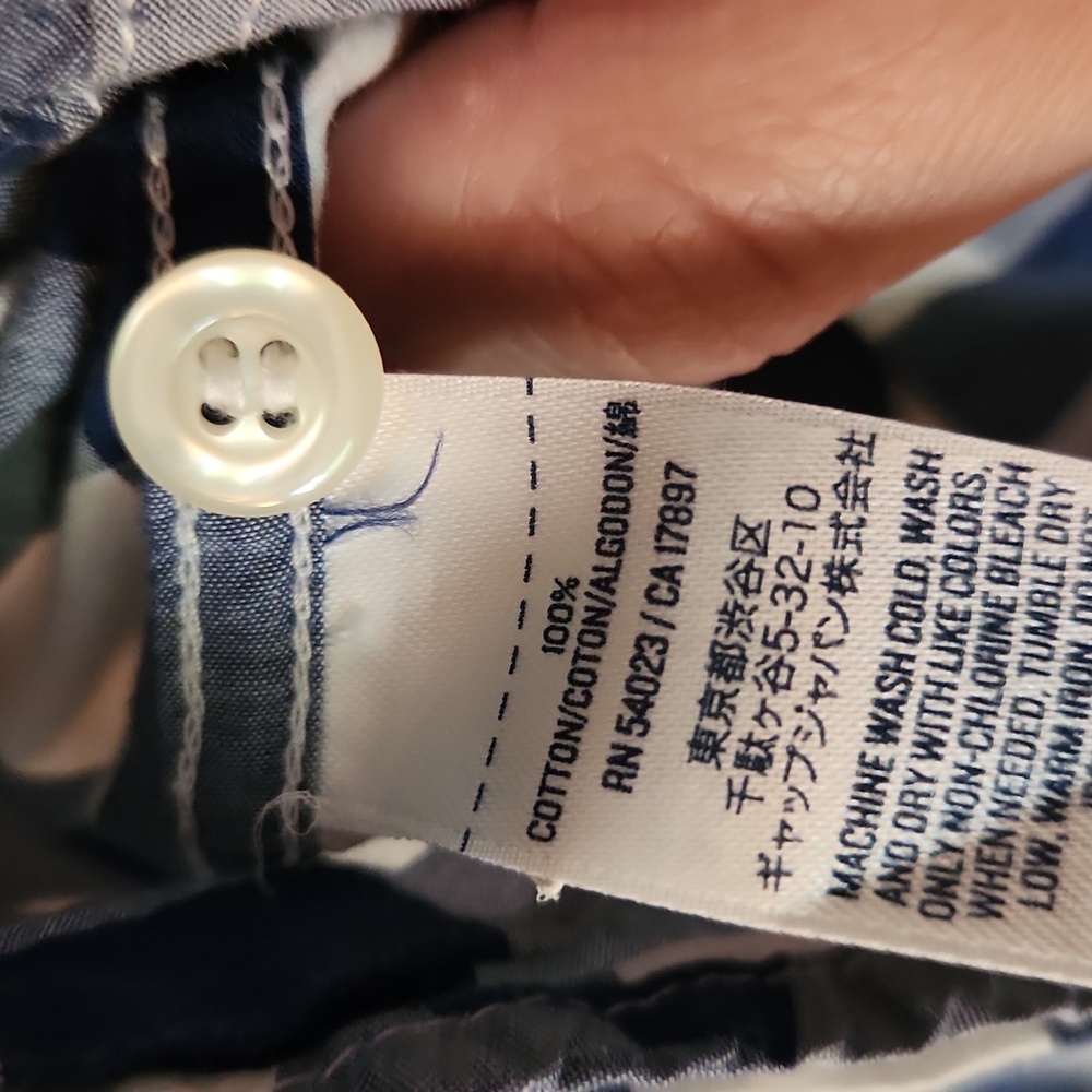 Old Navy The Classic Shirt Slim Fit Plain Button Down Top - Picture 4 of 5